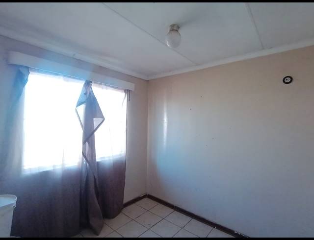 3 BEDROOM FREESTANDING SOLD IN KANANA